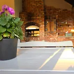 Komfortowy Dom Caloroczny - Sauna, Jacuzzi, Bilard