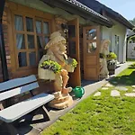 Prázdninový dům Komfortowy Dom Caloroczny - Sauna, Jacuzzi, Bilard Tylowo