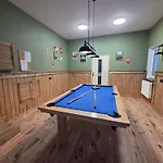 Komfortowy Dom Caloroczny - Sauna, Jacuzzi, Bilard Nyaraló Tylowo