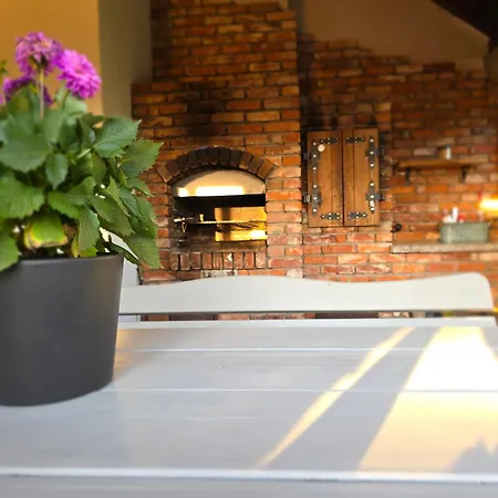 Komfortowy Dom Caloroczny - Sauna, Jacuzzi, Bilard