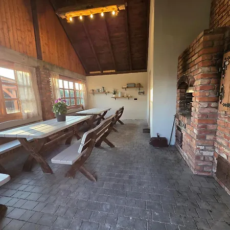 Komfortowy Dom Caloroczny - Sauna, Jacuzzi, Bilard *