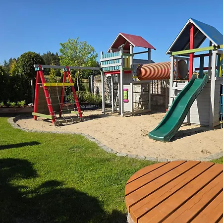 Komfortowy Dom Caloroczny - Sauna, Jacuzzi, Bilard