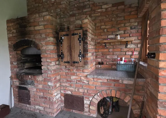 Komfortowy Dom Caloroczny - Sauna, Jacuzzi, Bilard * Tylowo