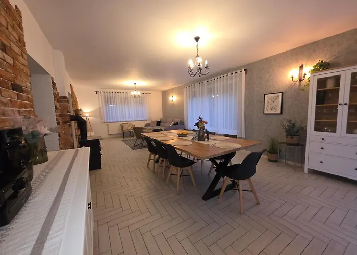 Komfortowy Dom Całoroczny - Sauna, Jacuzzi, Bilard Dom wakacyjny