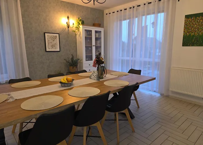 Komfortowy Dom Całoroczny - Sauna, Jacuzzi, Bilard Dom wakacyjny Tylowo