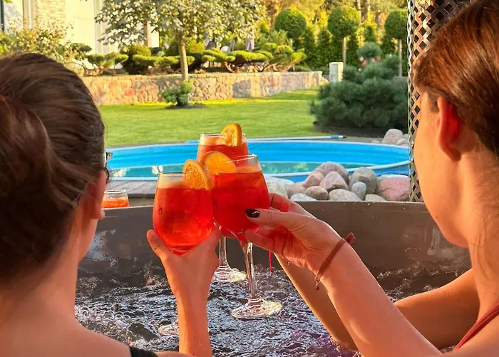 Komfortowy Dom Caloroczny - Sauna, Jacuzzi, Bilard Сasa de vacaciones