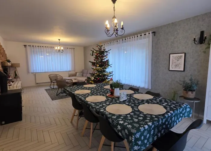 Komfortowy Dom Całoroczny - Sauna, Jacuzzi, Bilard