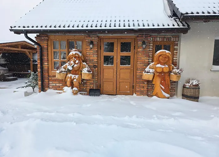 Komfortowy Dom Caloroczny - Sauna, Jacuzzi, Bilard Сasa de vacaciones Tylowo