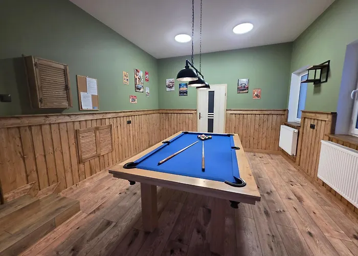 Komfortowy Dom Całoroczny - Sauna, Jacuzzi, Bilard Dom wakacyjny Tylowo